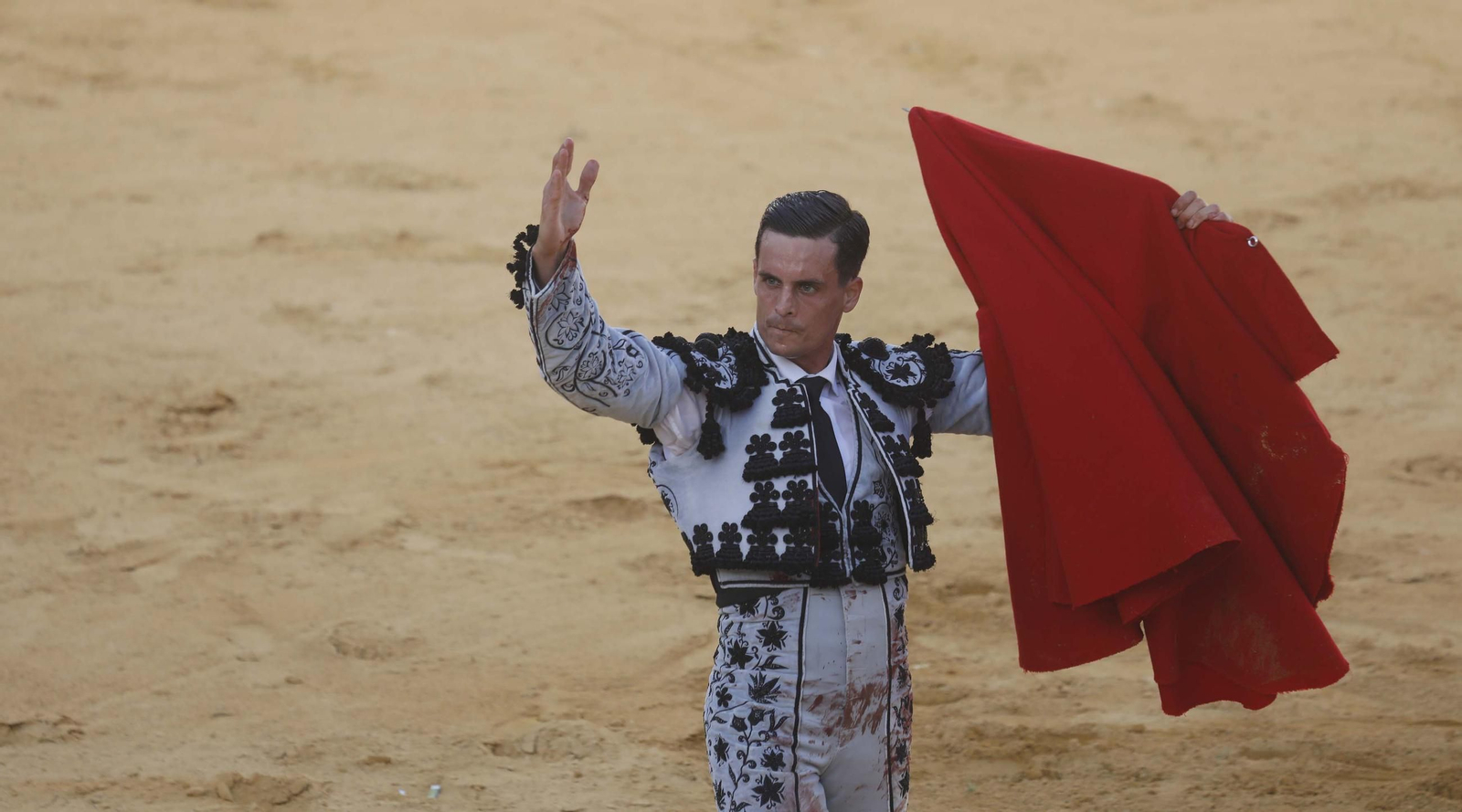 Las fotos de la corrida de toros de David Galván, Daniel Luque y Joaquín Galdós en San Roque