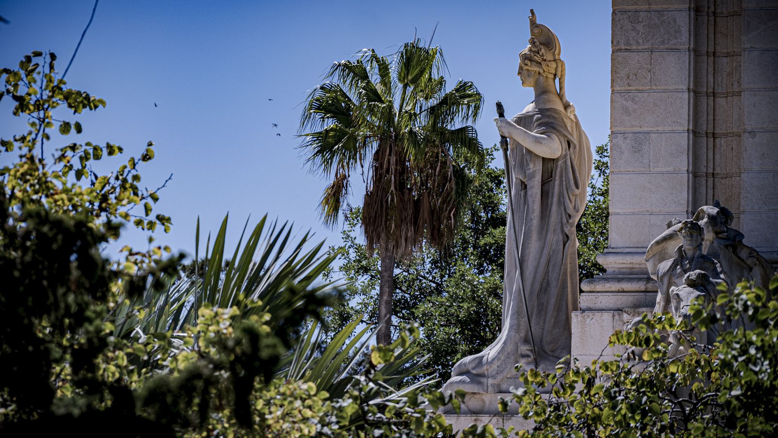 Monumento a la Constitución de 1812 en la Plaza de España.