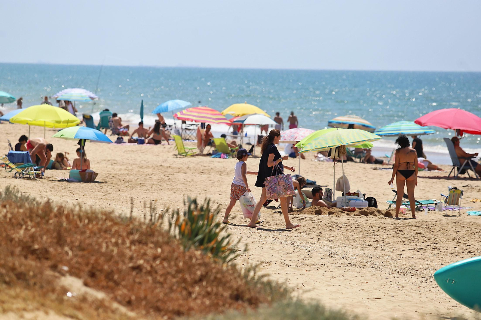 Las playas de Huelva se llenan en el 1 de mayo