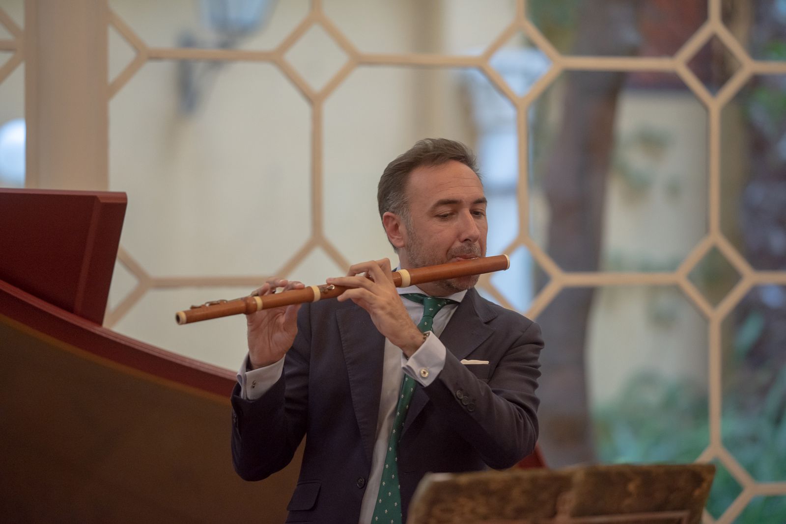 Rafael Ruibérriz de Torres durante la presentación del CD en la casa-palacio de la condesa de Lebrija.