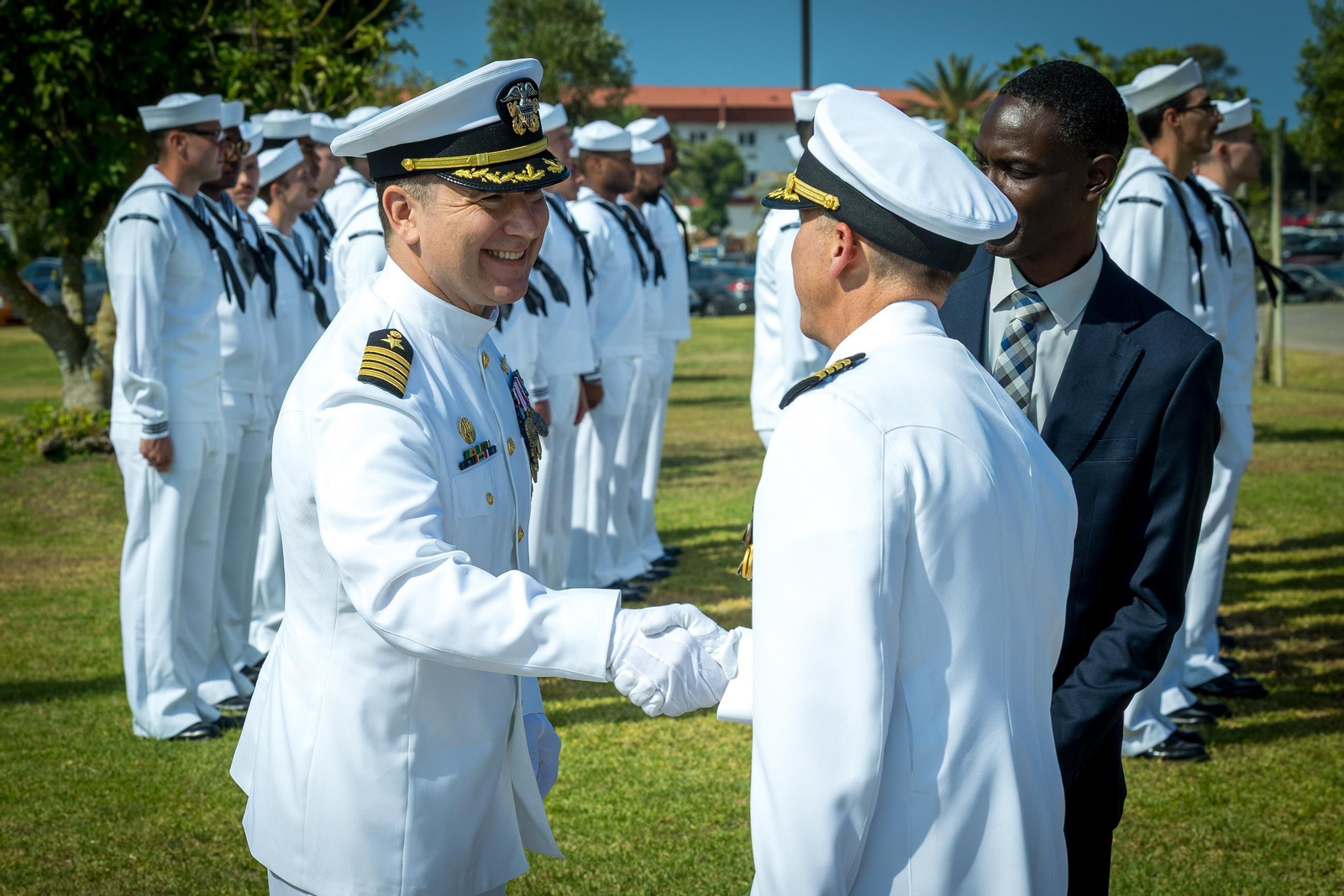 Las imágenes de la ceremonia de cambio de mando de EEUU en la Base de Rota