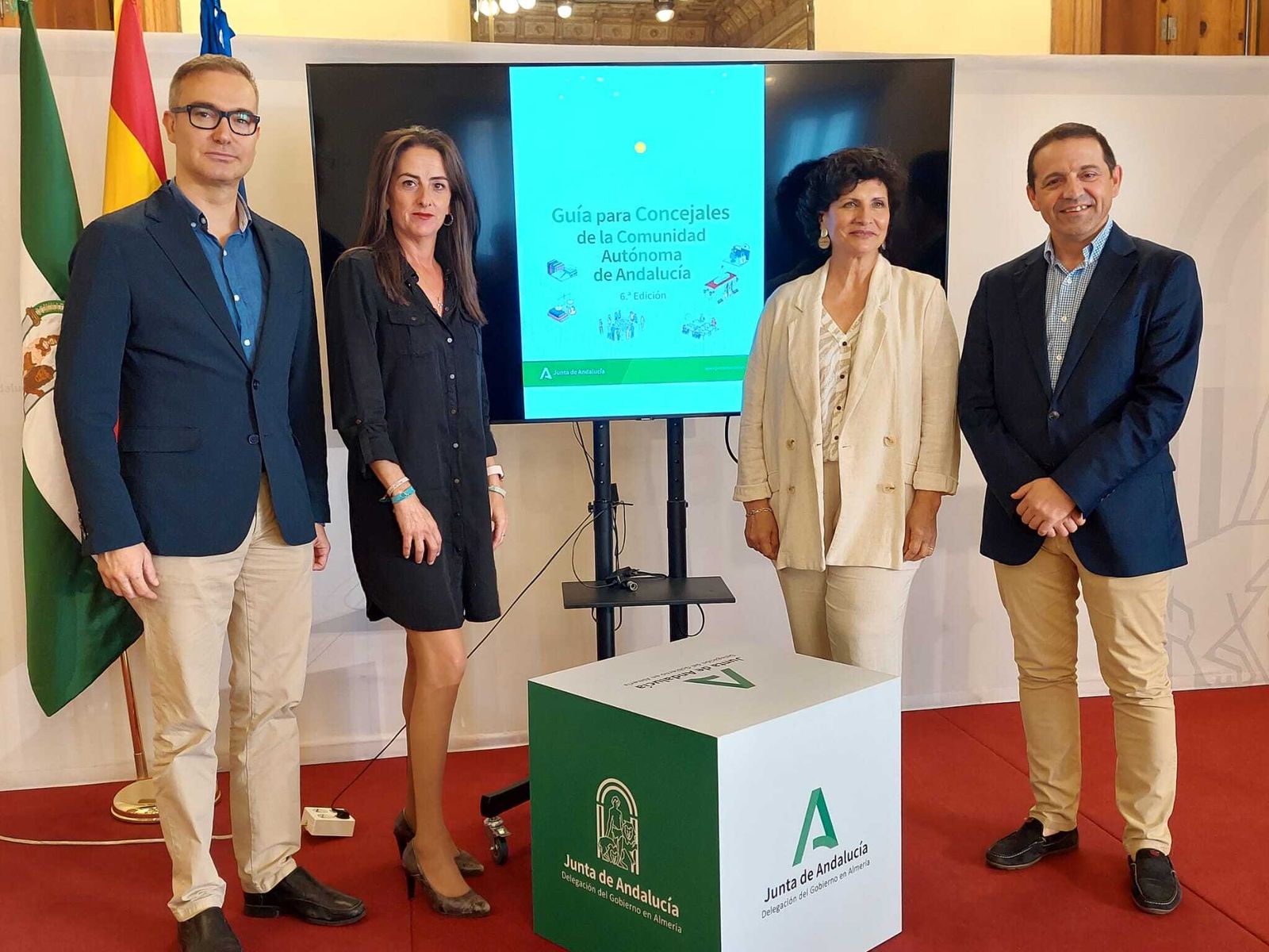 La Junta edita una guía para los 1.015 concejales que toman posesión el sábado en Almería