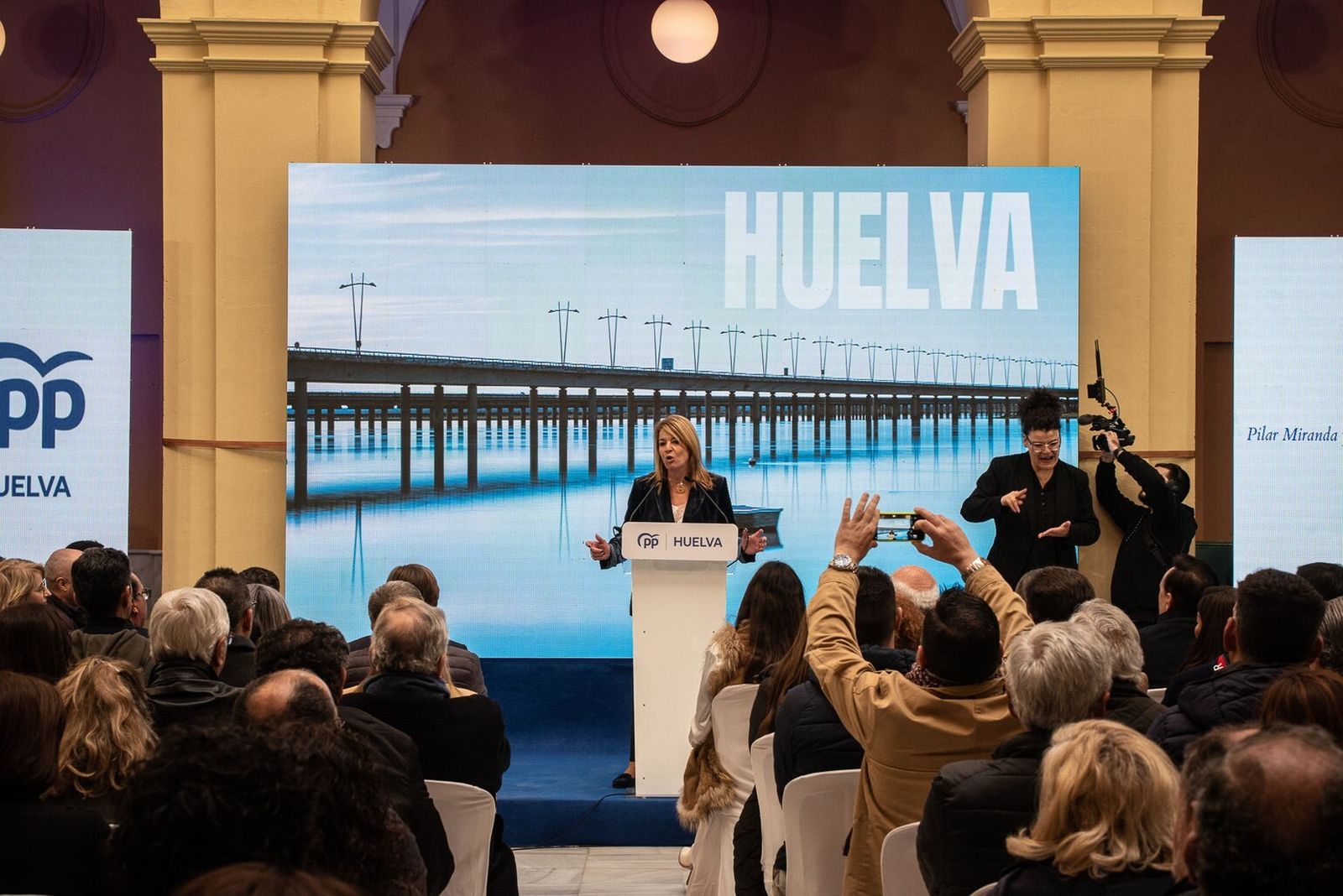Presentación de Pilar Miranda como candidata a la Alcaldía de Huelva.