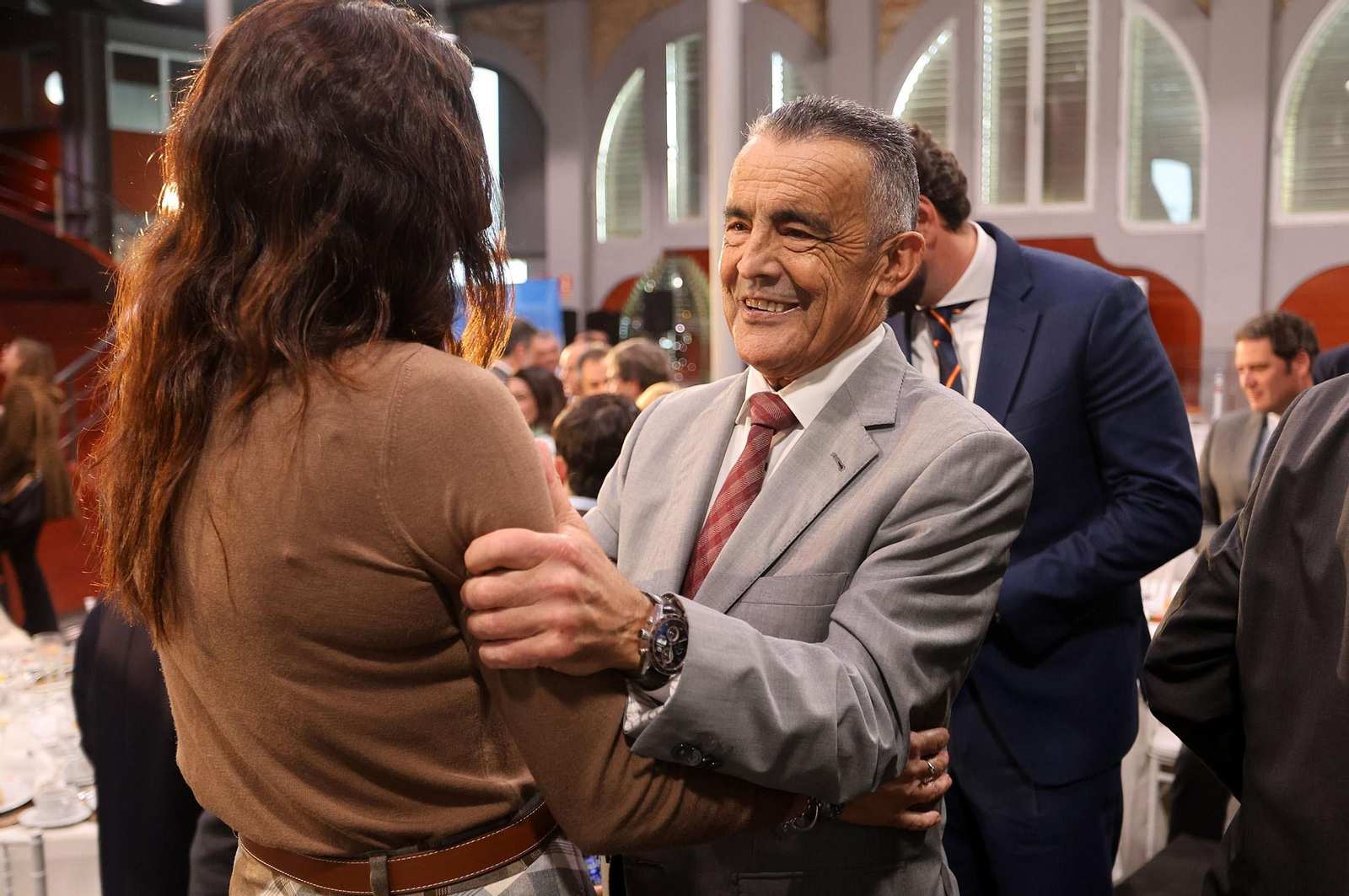 Imágenes del desayuno-coloquio con Jorge Paradela en el Foro Joly Andalucía celebrado en Huelva