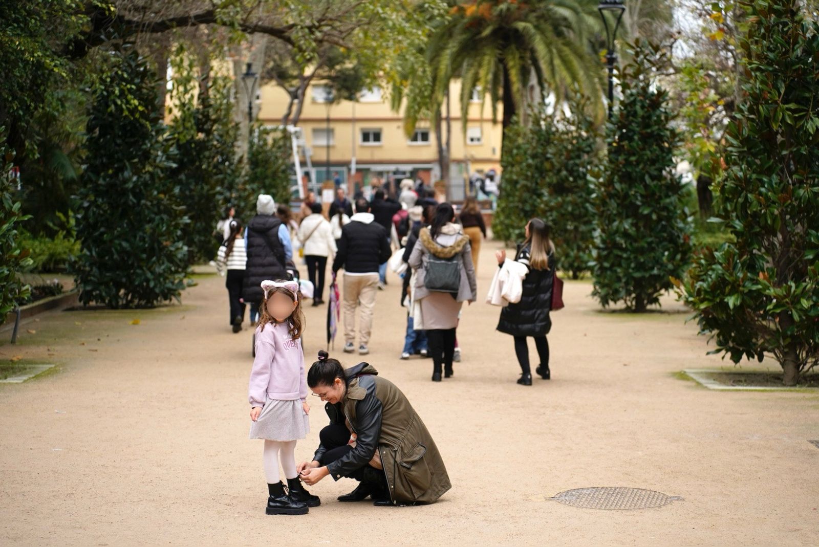 Búscate en las fotos del ambiente en el centro de Algeciras antes de la Nochevieja