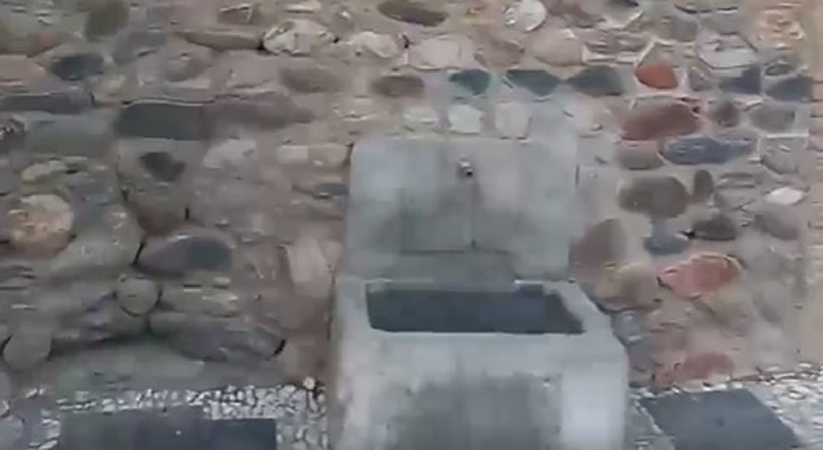 El barrio del Realejo (Granada) recupera pilares históricos