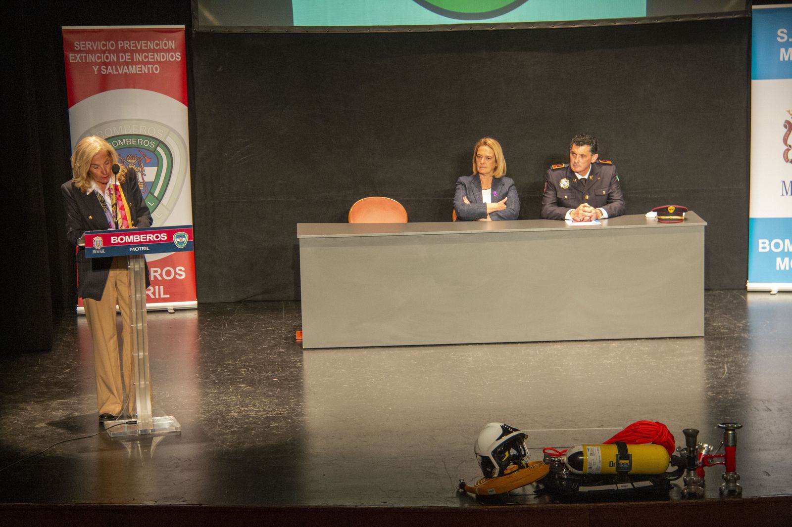 Así ha sido la entrega de condecoraciones y reconocimientos de los Bomberos de Motril