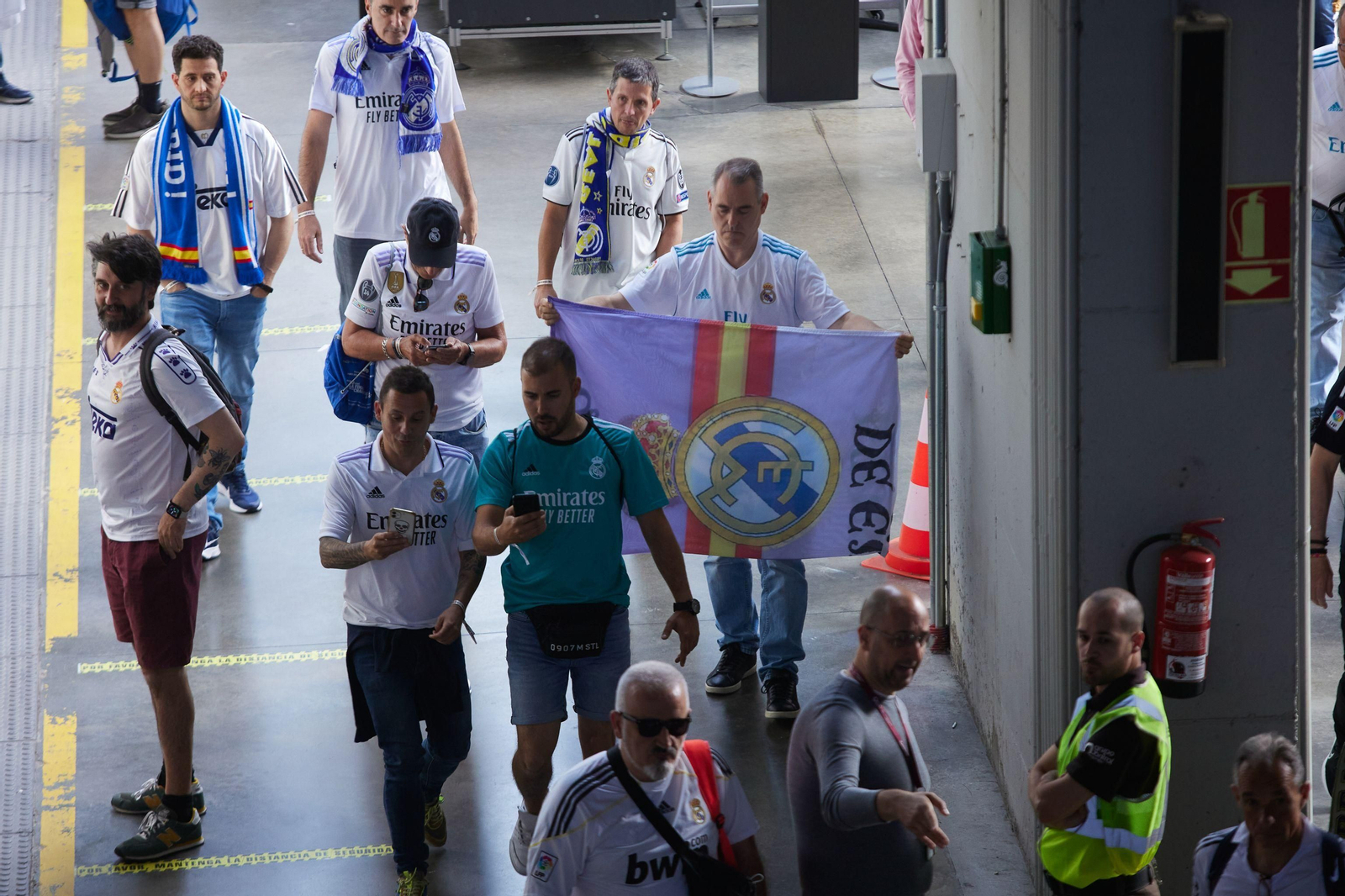 Las fotos de aficionados de Real Madrid y Osasuna el día de la final de Copa en Sevilla
