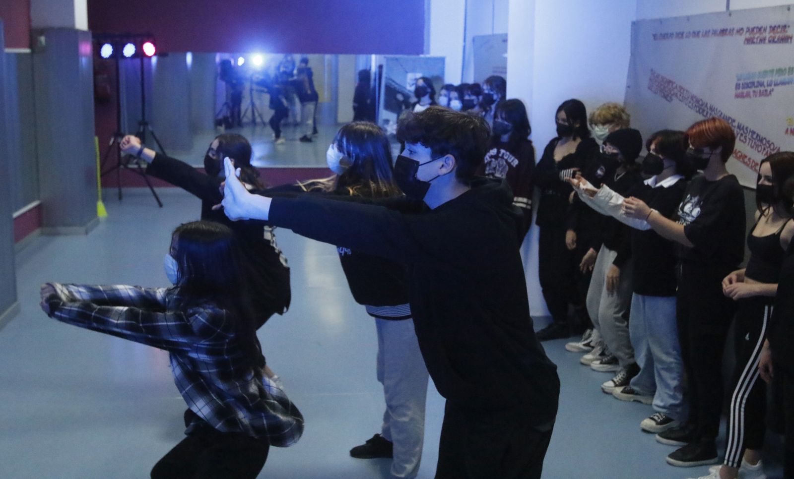 Las fotografías de una clase de K-pop en Córdoba, el baile coreano de moda