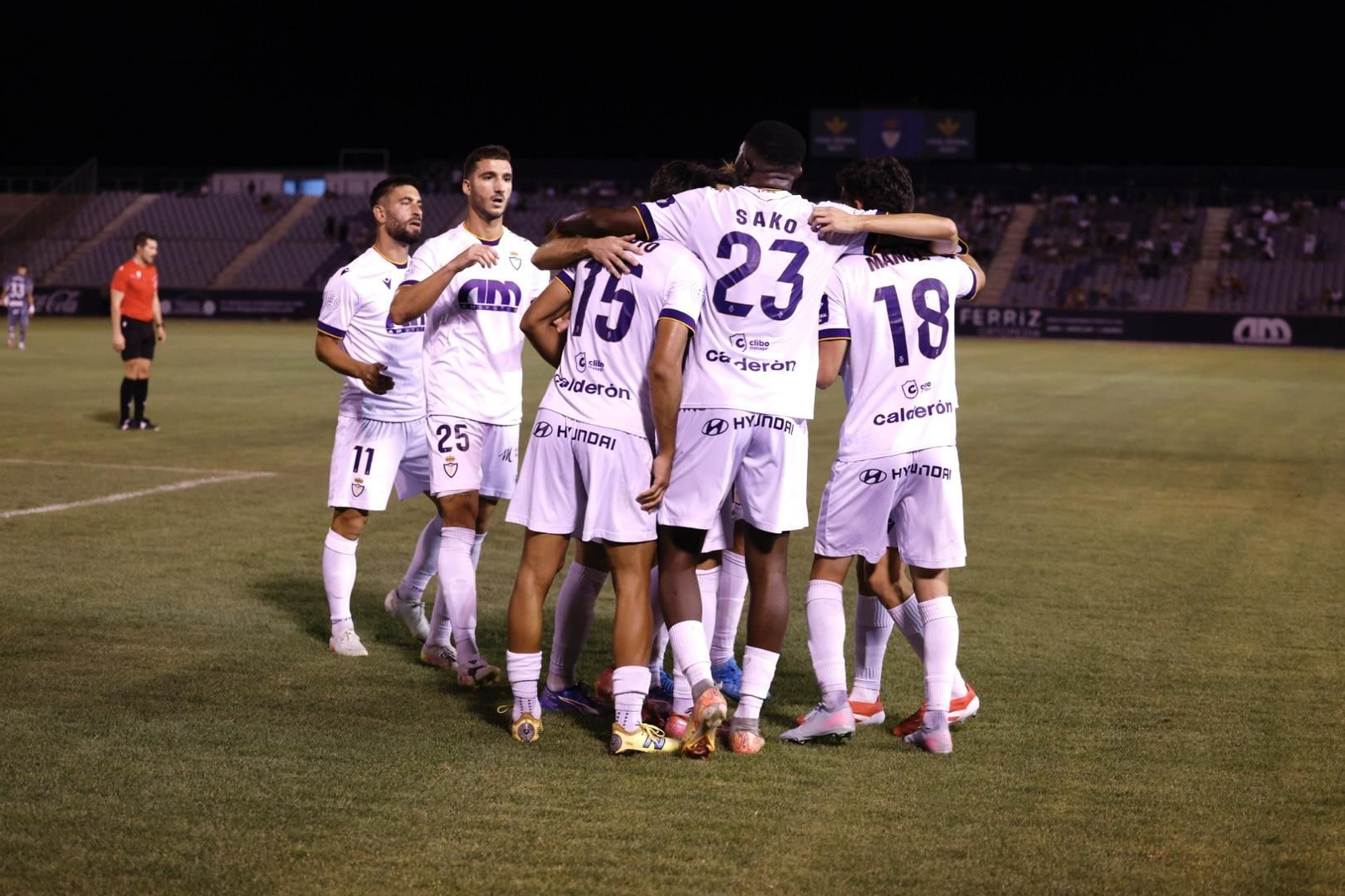Las mejores imágenes del Trofeo del Olivo entre Real Jaén y Granada CF