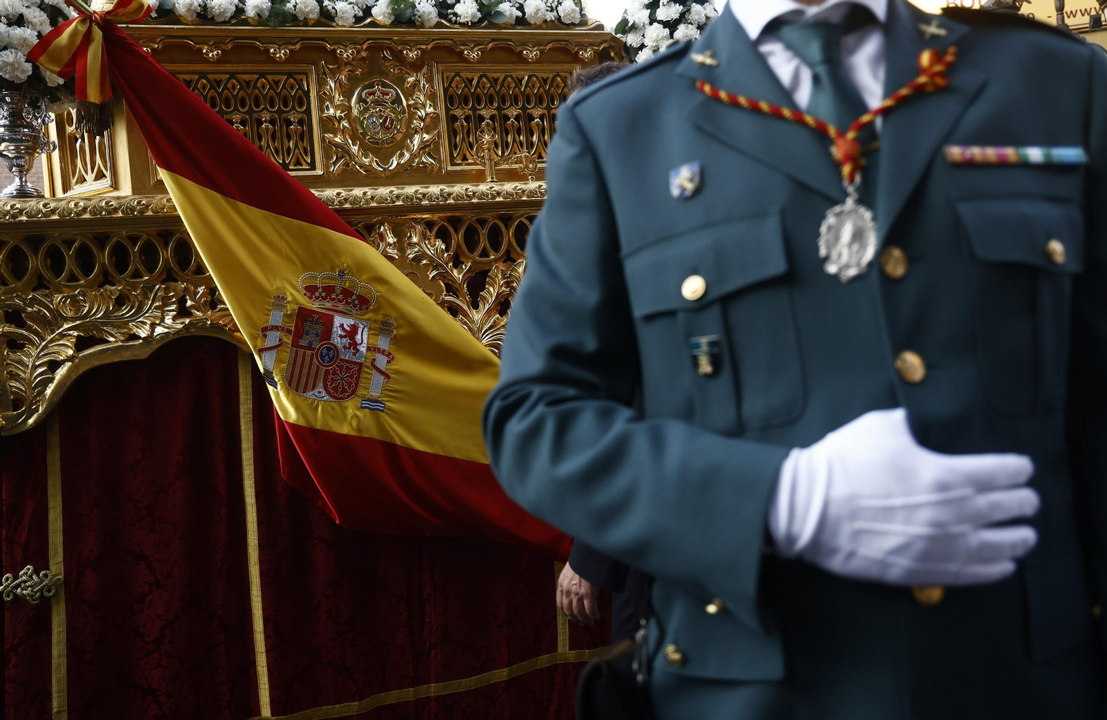 La procesión de la Virgen del Pilar, en imágenes