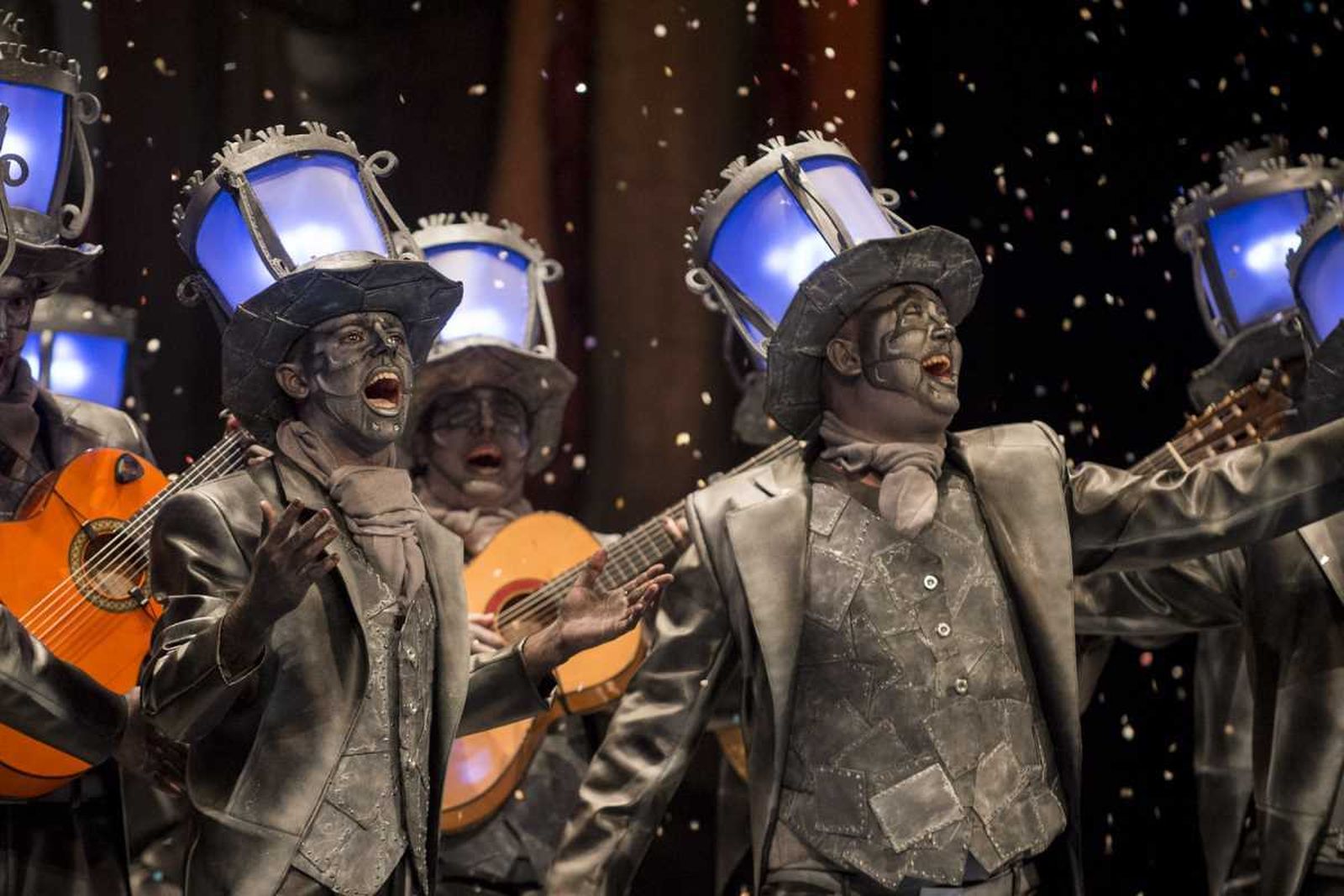 Las imágenes de la decimocuarta función clasificatoria