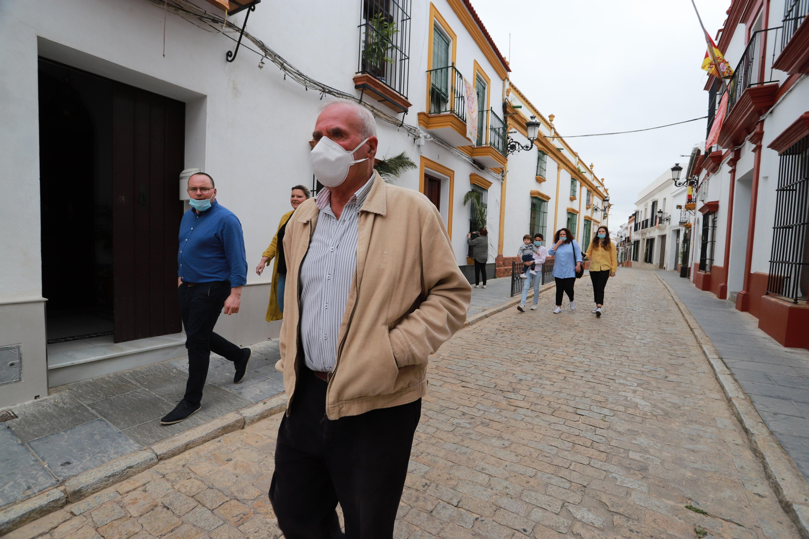 Imágenes de la jornada especial vivida en Almonte sin la procesión de la Virgen del Rocío
