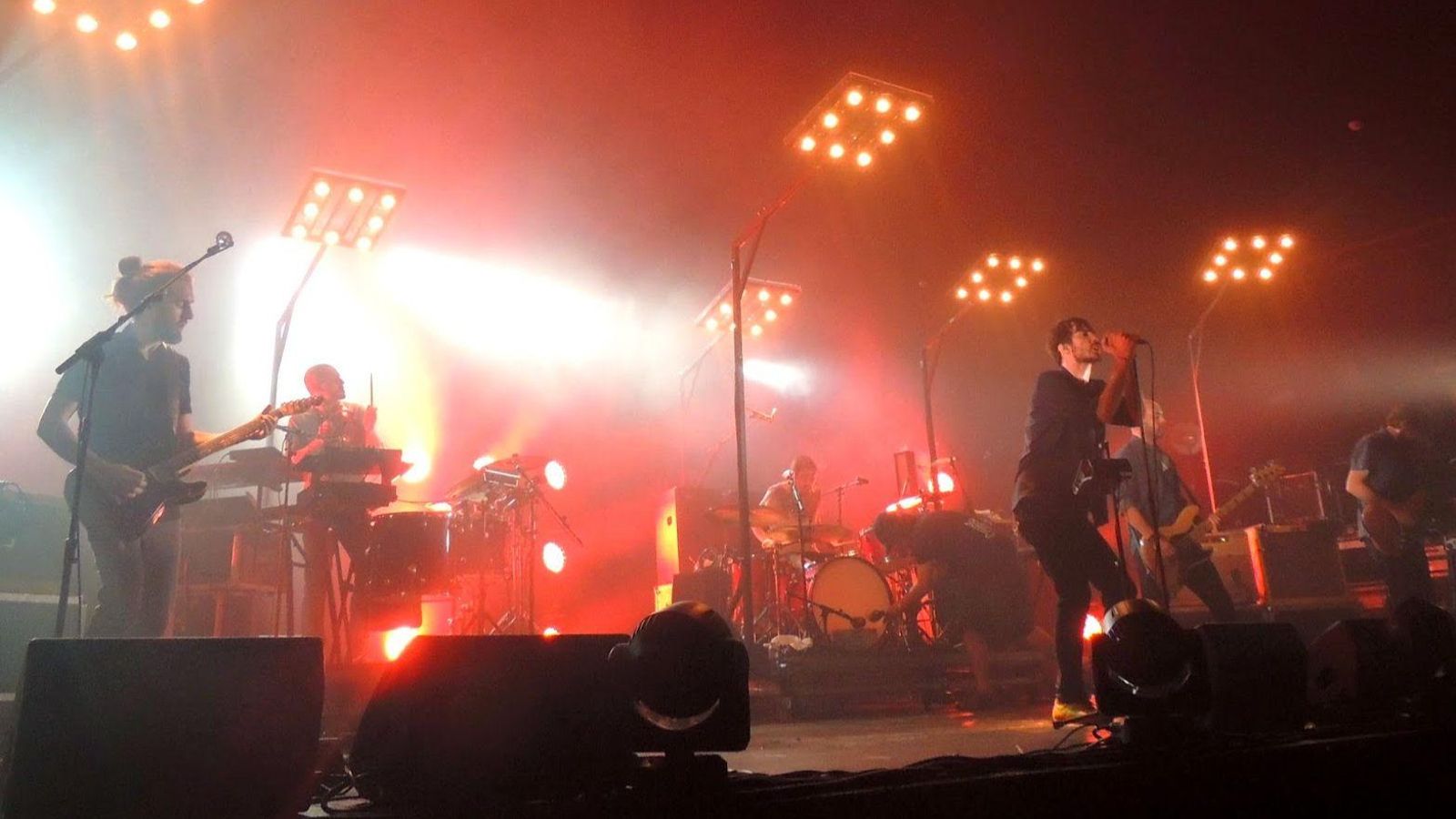 Vetusta Morla tocando en 2014 en la Paris 15