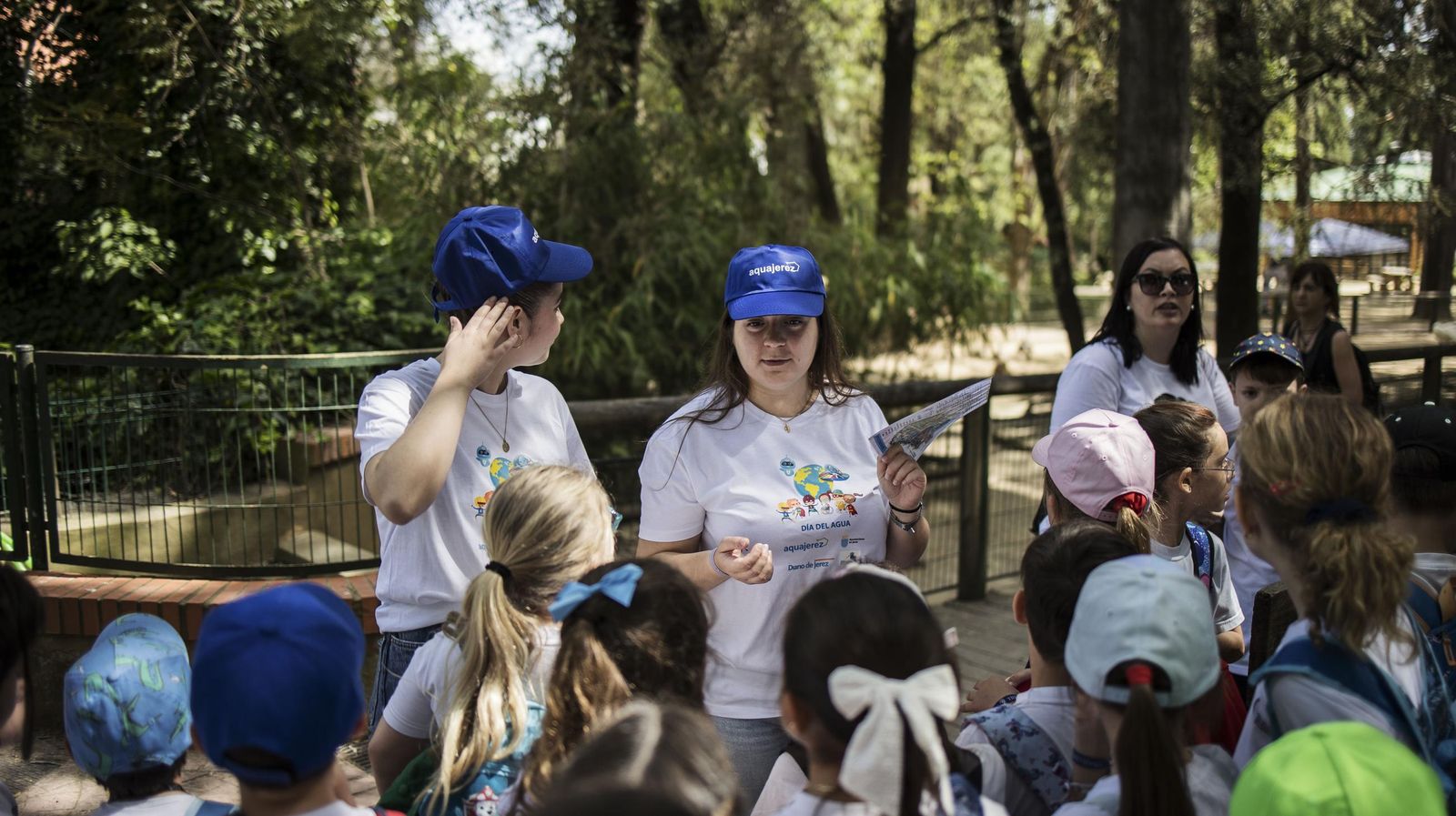Escolares de Jerez celebran el Día Mundial del Agua en el Zoo