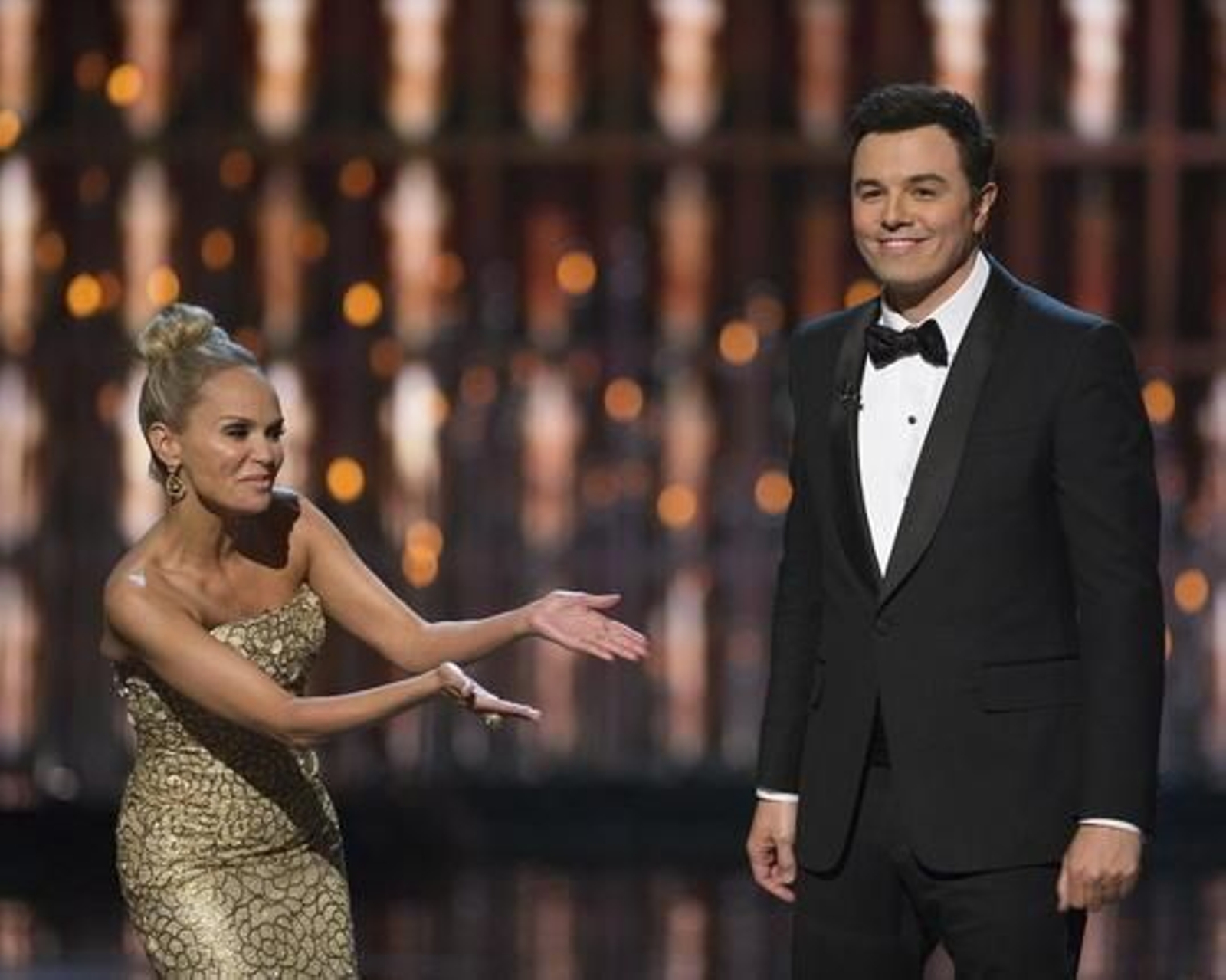 La actriz Kristin Chenoweth y el presentador Seth MacFarlane.

Foto: EFE