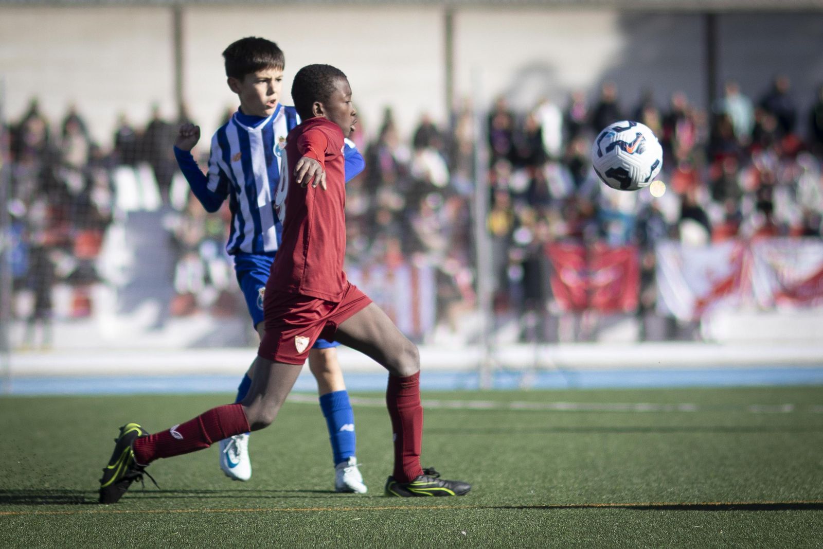 Las mejores imágenes de la primera jornada del Torneo Benjamín de Pinos Puente