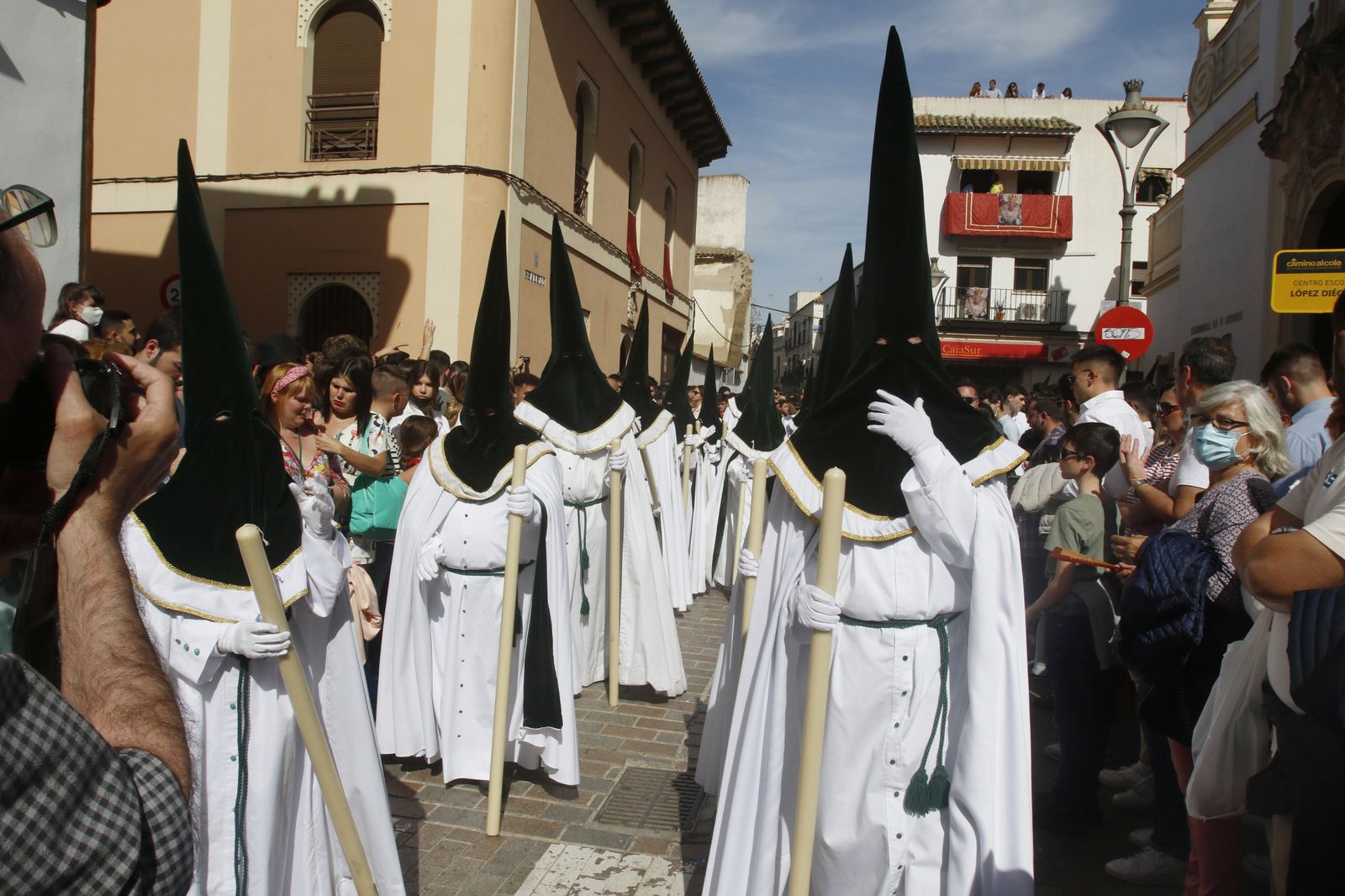 Domingo de Ramos en Córdoba: La procesión de la Esperanza, en imágenes