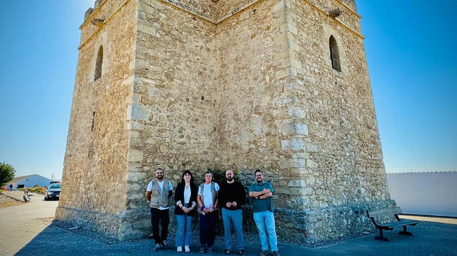 Una imagen de la visita municipal al Castillo de Doña Blanca.