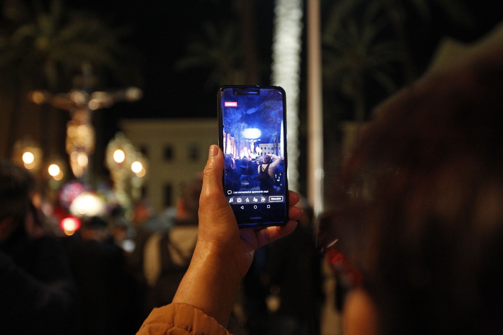 Imágenes Via Crucis Santo Cristo de la Escucha. Semana Santa Almería 2019