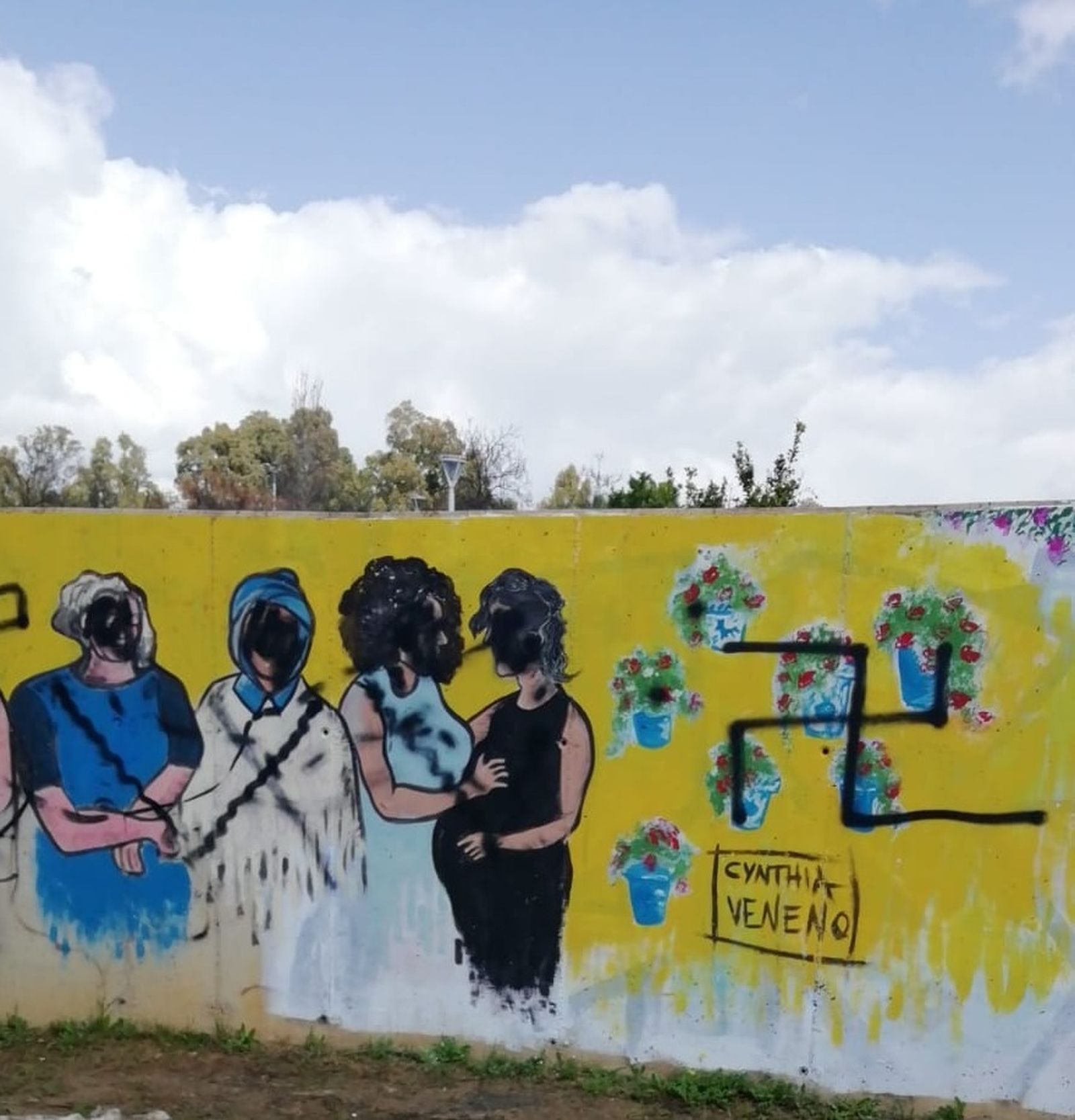 Estado del mural del Parque Moret tras las pintadas.