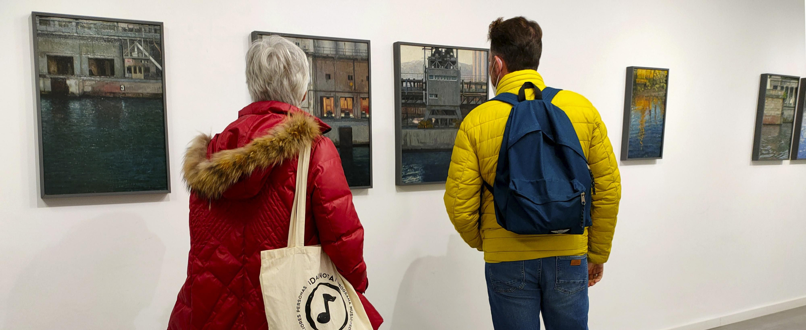 La galería Espacio Cero abre una ventana al ciclo de la vida a través del agua