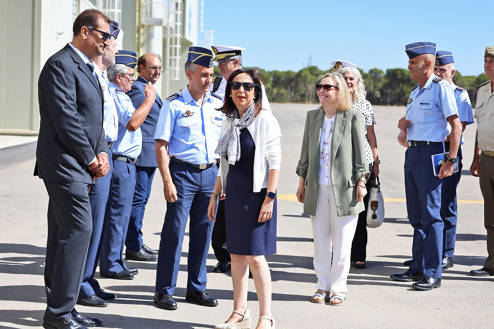 Imágenes de la Visita de la ministra de Defensa, Margarita Robles, a el Centro de Ensayos de Sistemas Aéreos no Tripulados CEUS