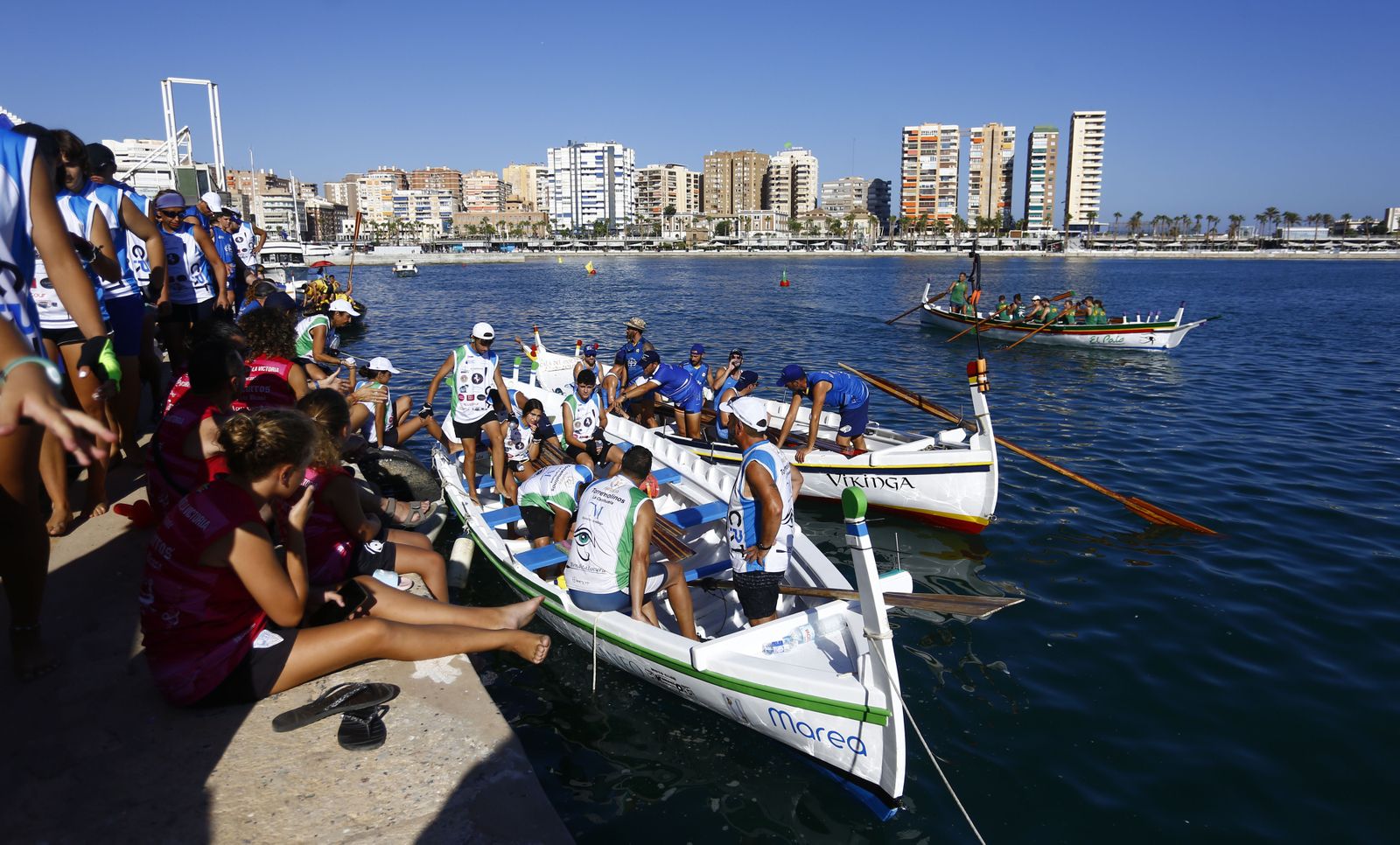 Las fotos de la carrera de jábegas en el puerto de Málaga