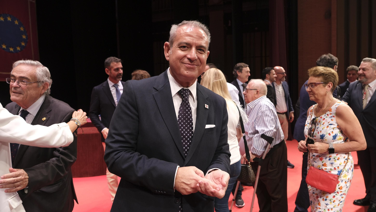 Imágenes de la constitución de la Corporación Municipal de almería, con María Vázquez como Alcaldesa