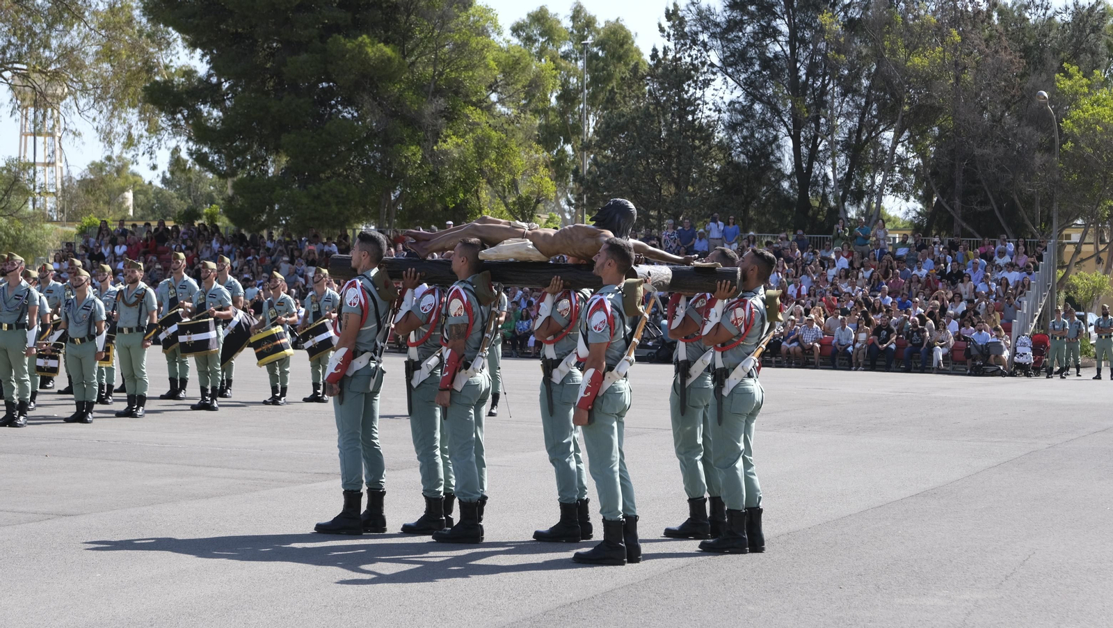 Imágenes del 102 aniversario de La Legión en Almería