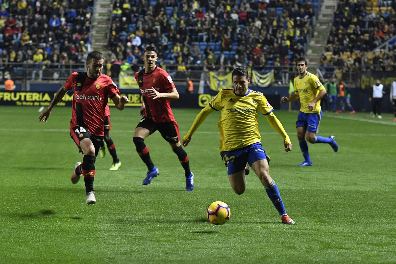 Manu Vallejo cuando jugaba en el Cádiz.
