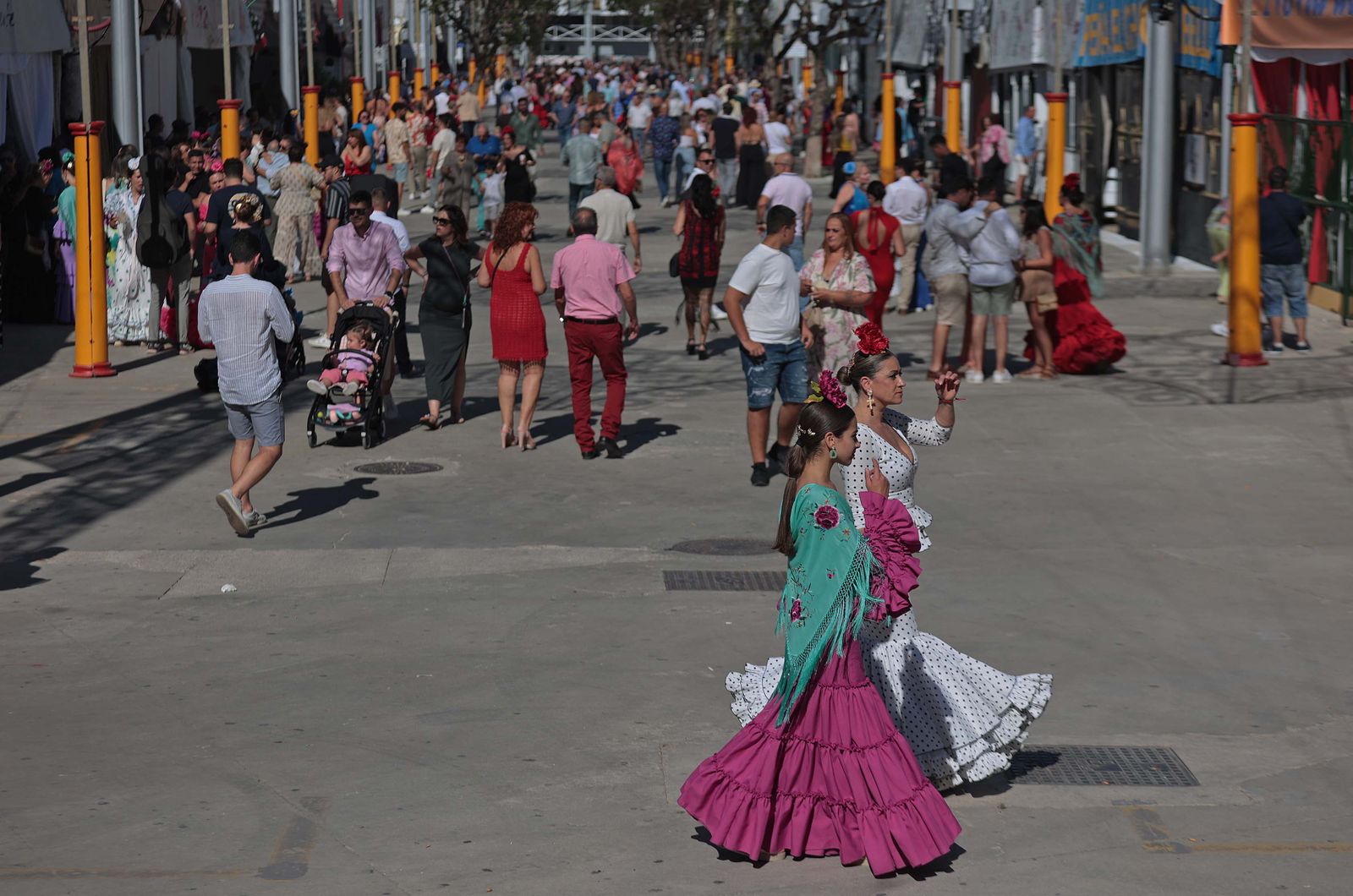 Búscate en las fotos del lunes en la Feria de Algeciras