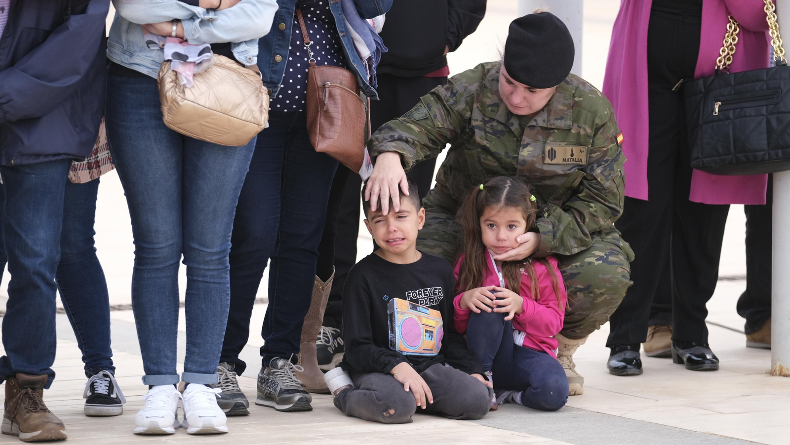 Imágenes de la salida del segundo contingente de La Legión con destino el Líbano
