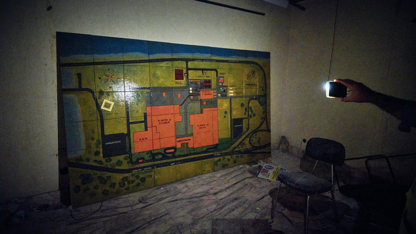 Derribo de la antigua factoría de Delphi.