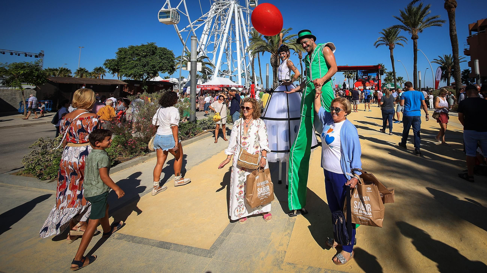 Así estaba Sanlúcar por los actos de V Centenario y La Vuelta Ciclista