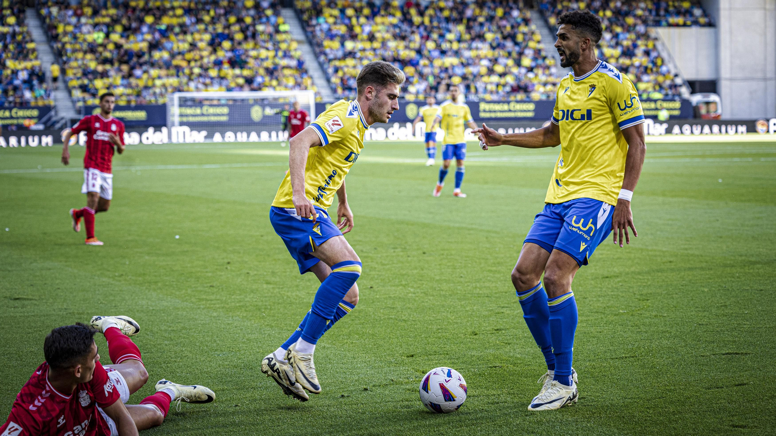 Partido del Cádiz CF contra la UD Las Palmas