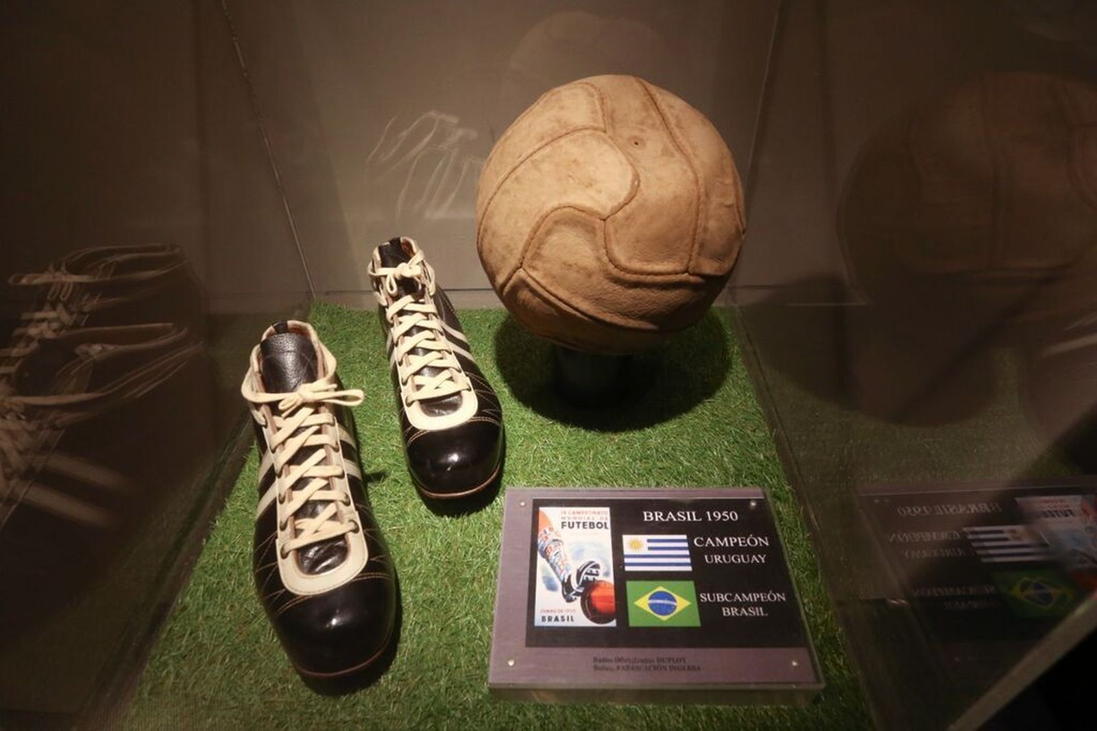 Así es la exposición '10 leyendas en la historia del mundial'