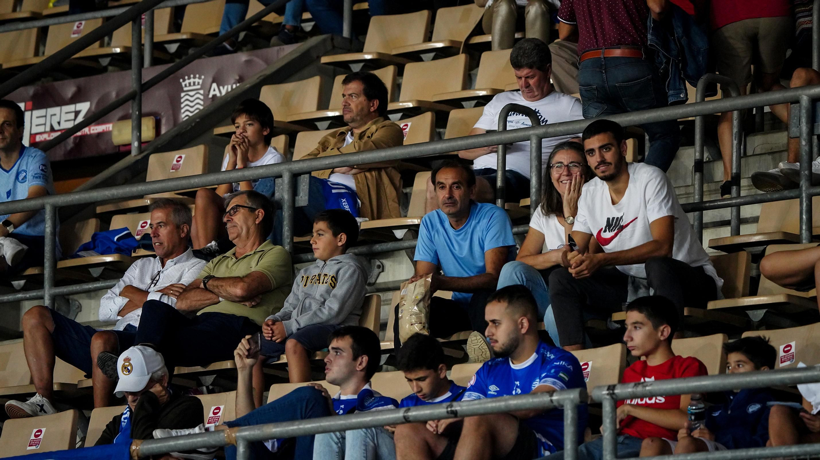 Búscate en el partido Xerez DFC- Ejido