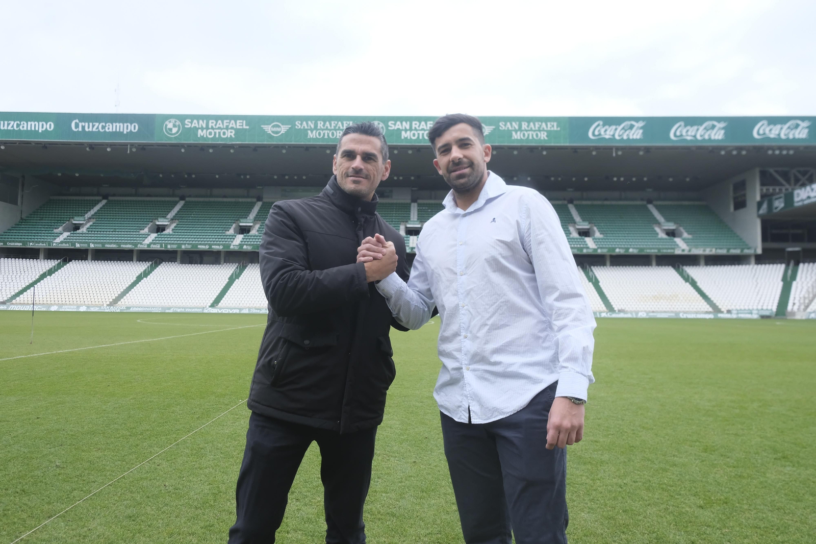 La presentación de Alberto Jiménez en el Córdoba CF, en imágenes