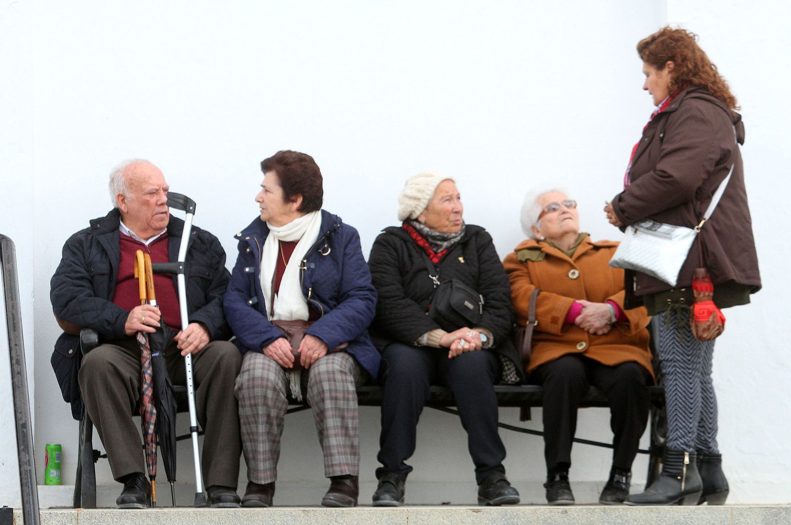 El Rocío celebra La Candelaria con la presentación de los niños a la Virgen, en imágenes