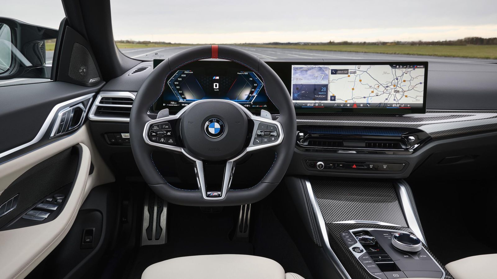La BMW Curved Display está entre las optimizaciones más significativas de estos modelos.