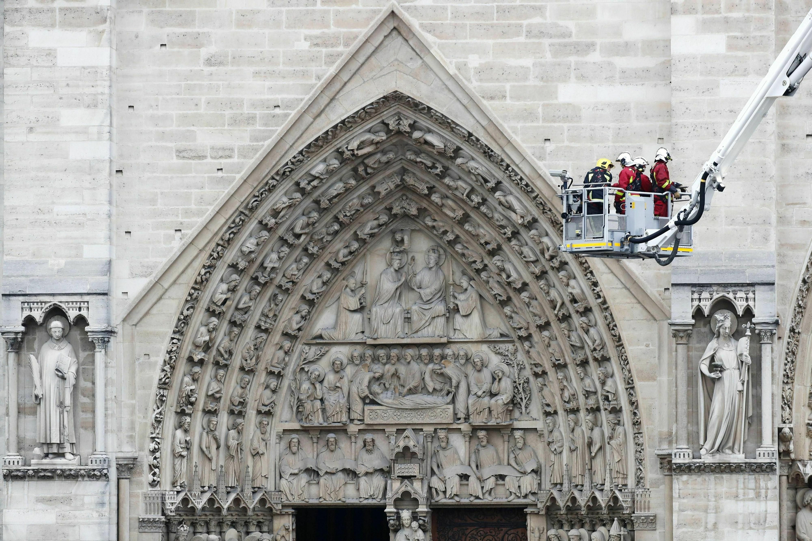 Las imágenes de Notre Dame tras la tragedia