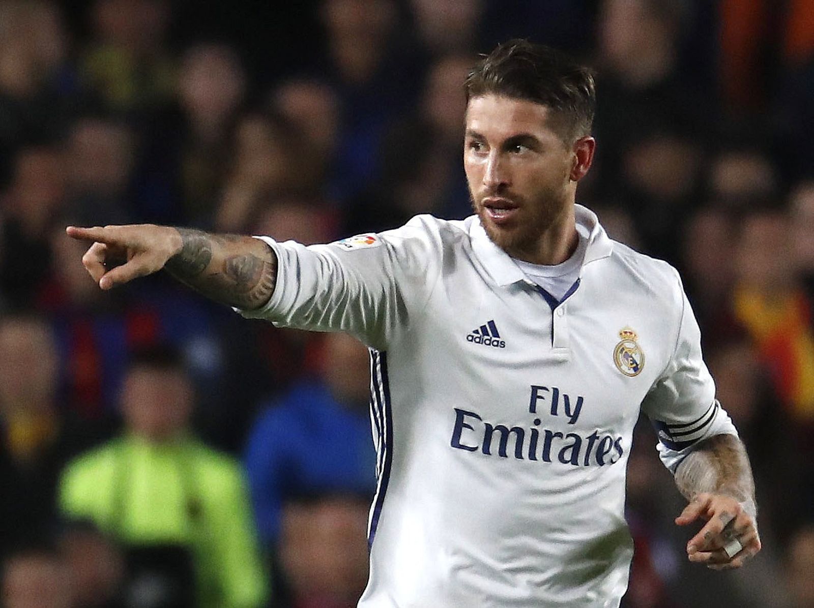 Ramos dedica el tanto del empate aun compañero.