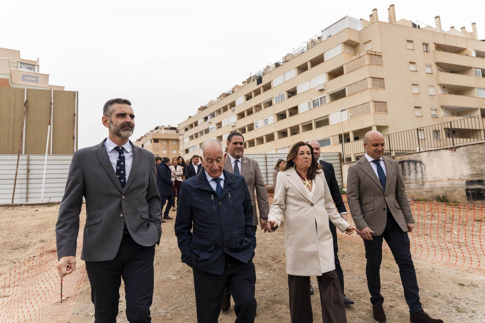 Las mejores imágenes de la colocación de la primera piedra del nuevo IES Las Marinas de Roquetas