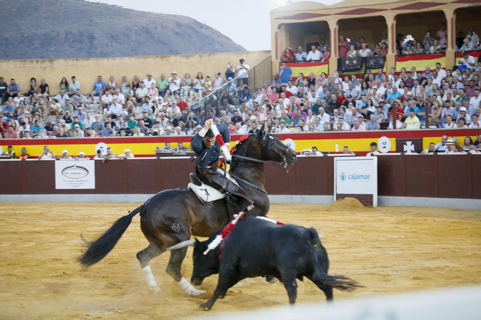 Corrida de toros Berja con un toro indultado, en imágenes