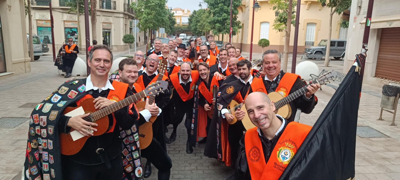 La tuna de Empresariales en Melilla.