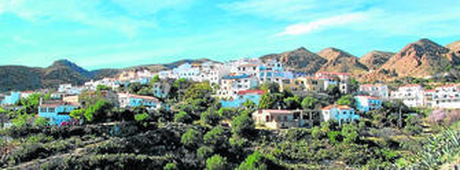 Panorámica del pequeño municipio de Bédar, enclavado en un lugar privilegiado.