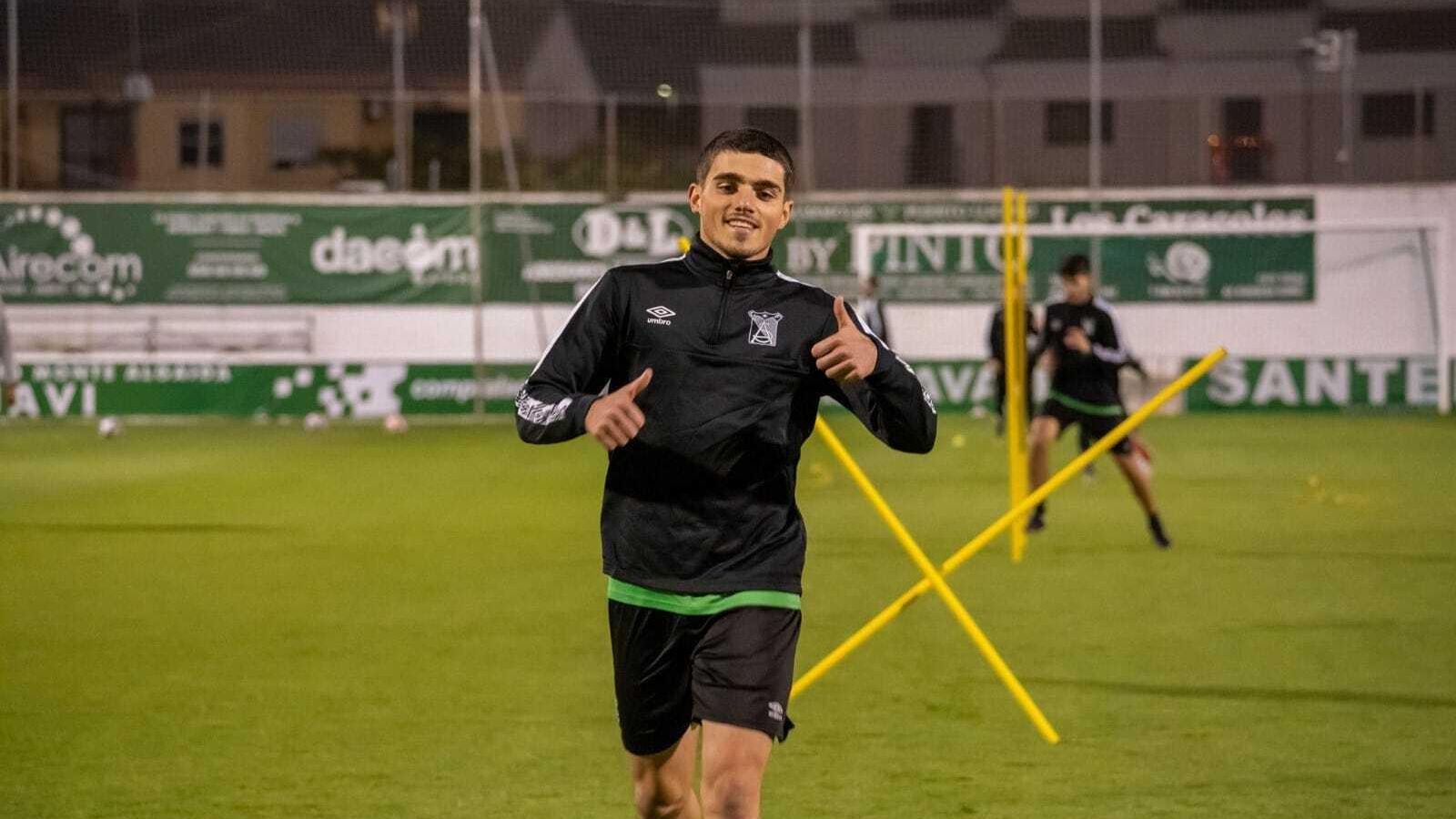 Juanmi Carrión vuelve tras su sanción.