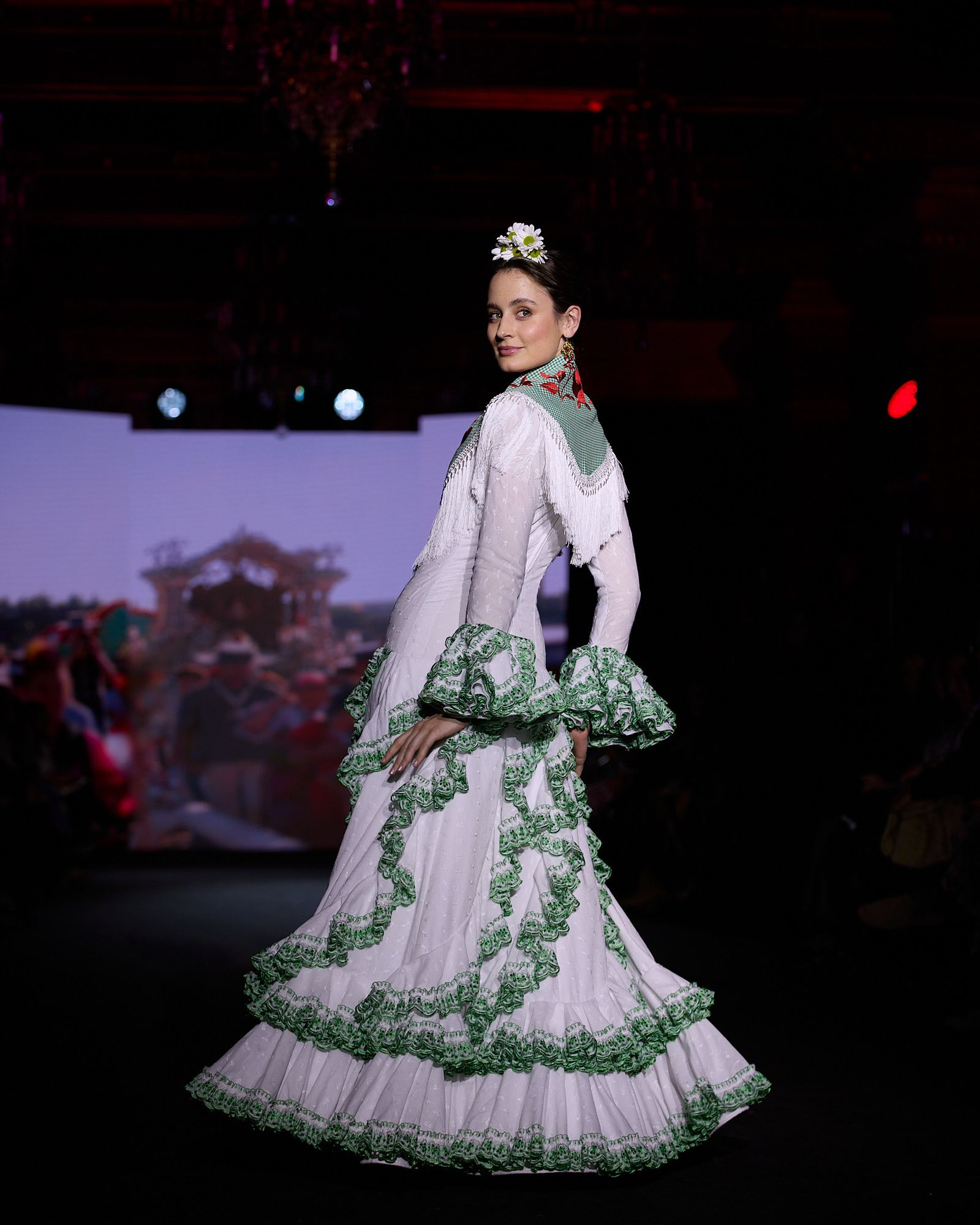 El desfile de Hermandad del Rocio de Sevilla en We Love Flamenco 2026, todas las fotos