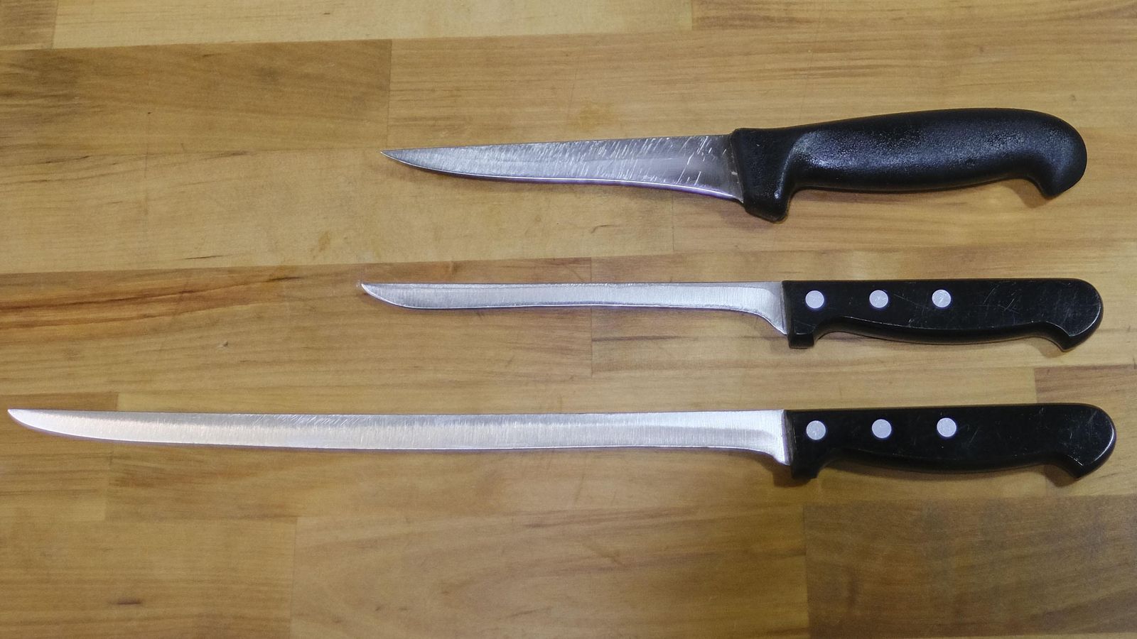 Cuchillos imprescindibles para cortar jamón.